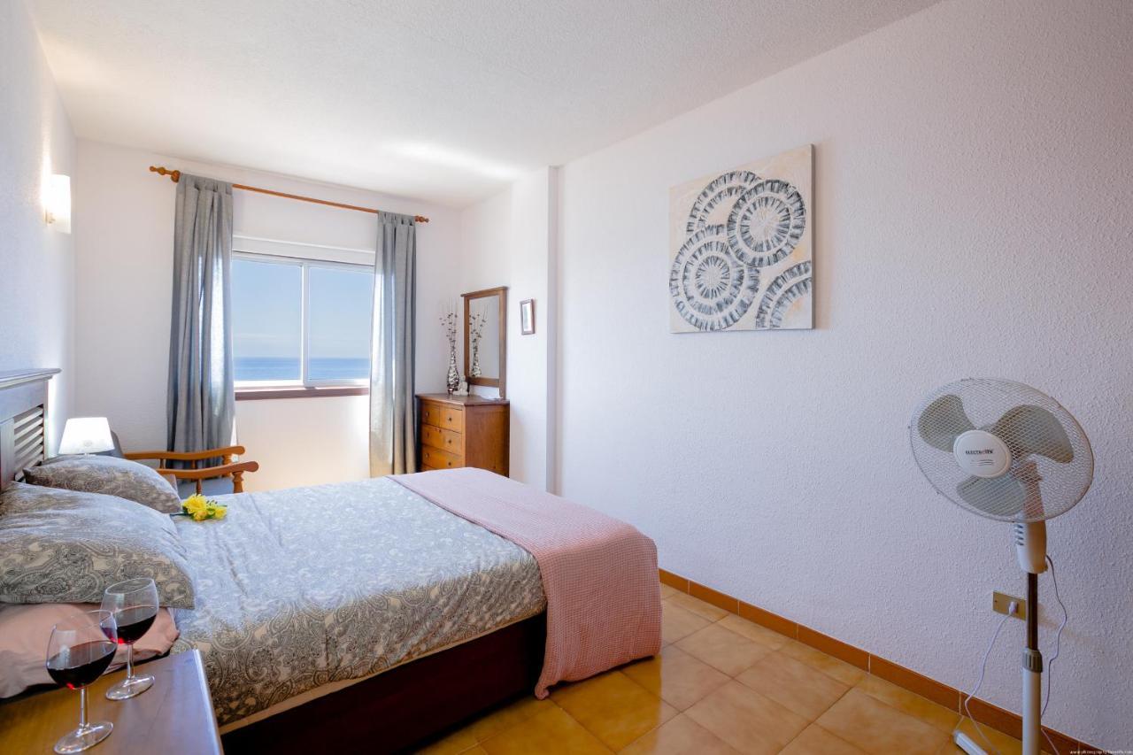 FRONT LiNE OCEAN ViEW 2BeD Wi-Fi YOUR HOLiDAY HOME Puerto de Santiago  Zewnętrze zdjęcie
